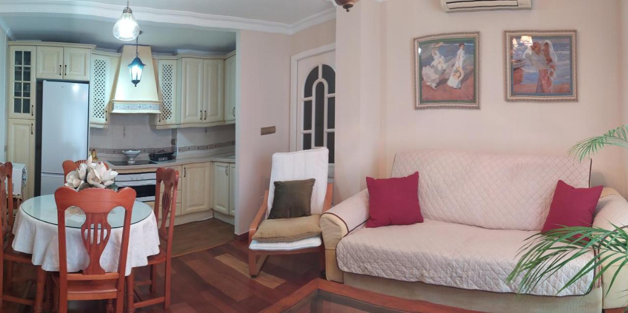 Apartmán Apartamento Rozamar Torre Del Mar Exteriér fotografie